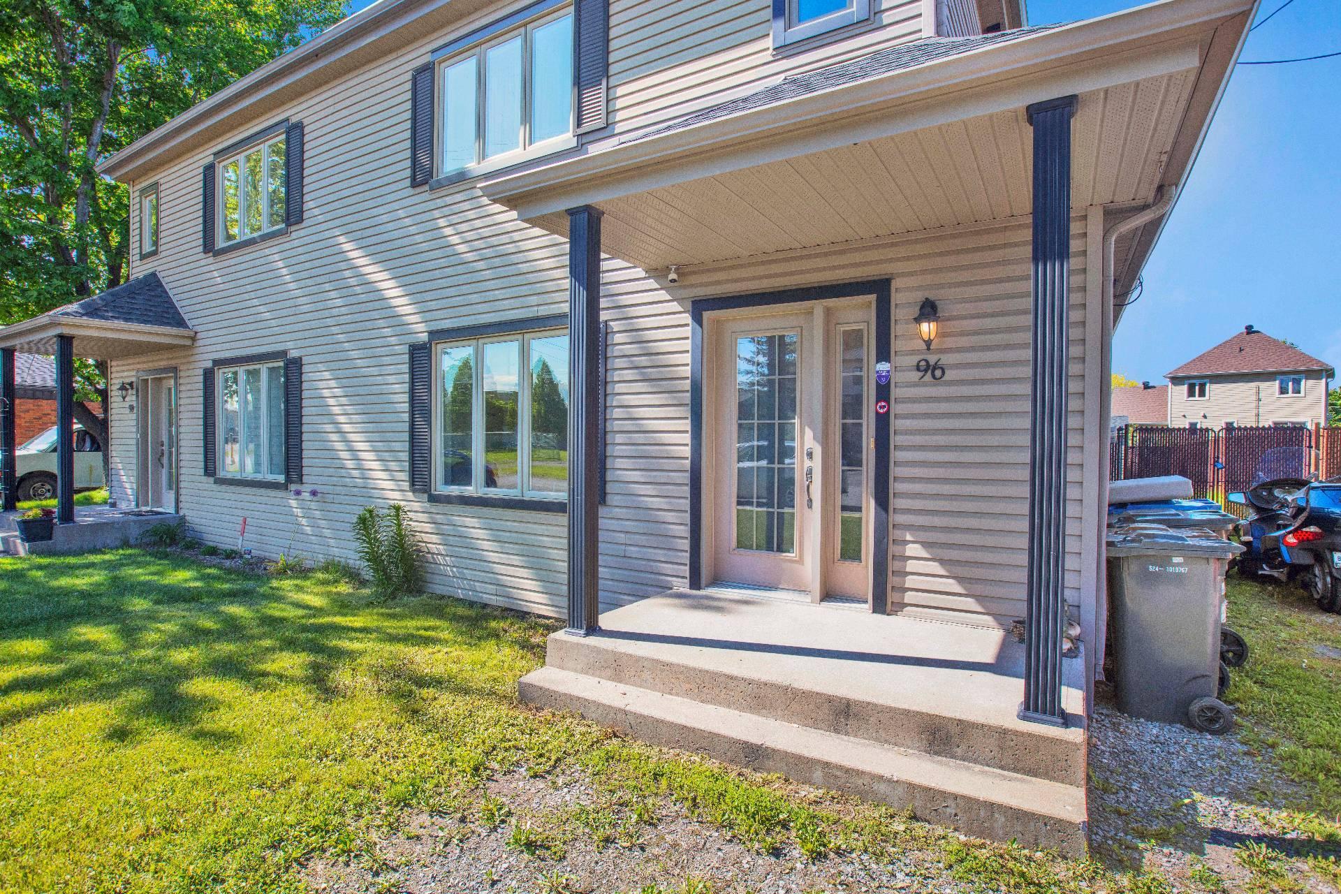 









96


Rue de l'Aqueduc

,
Napierville,




QC
J0J1L0

