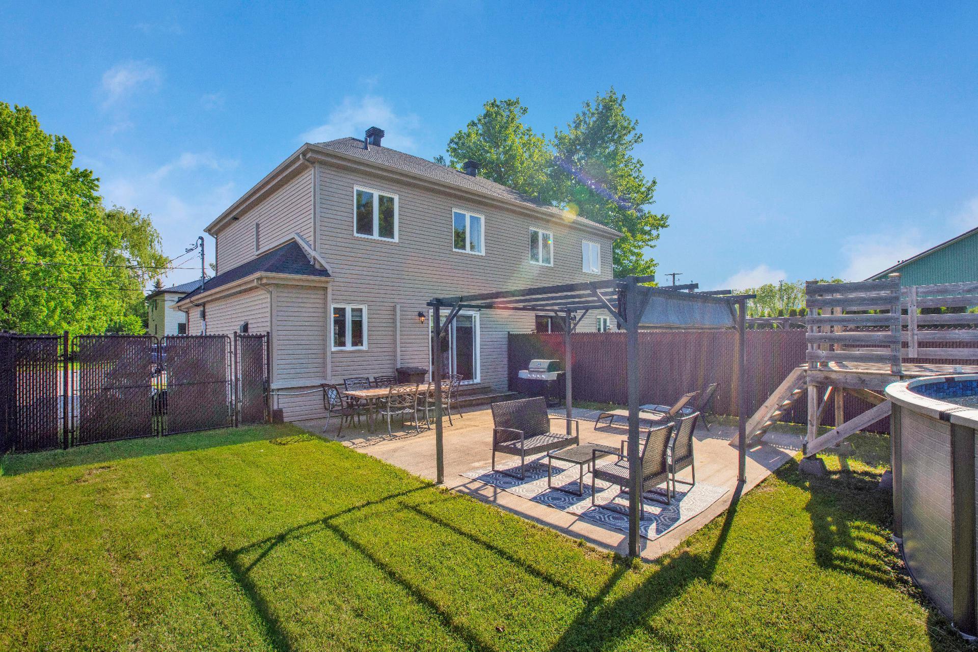 









96


Rue de l'Aqueduc

,
Napierville,




QC
J0J1L0

