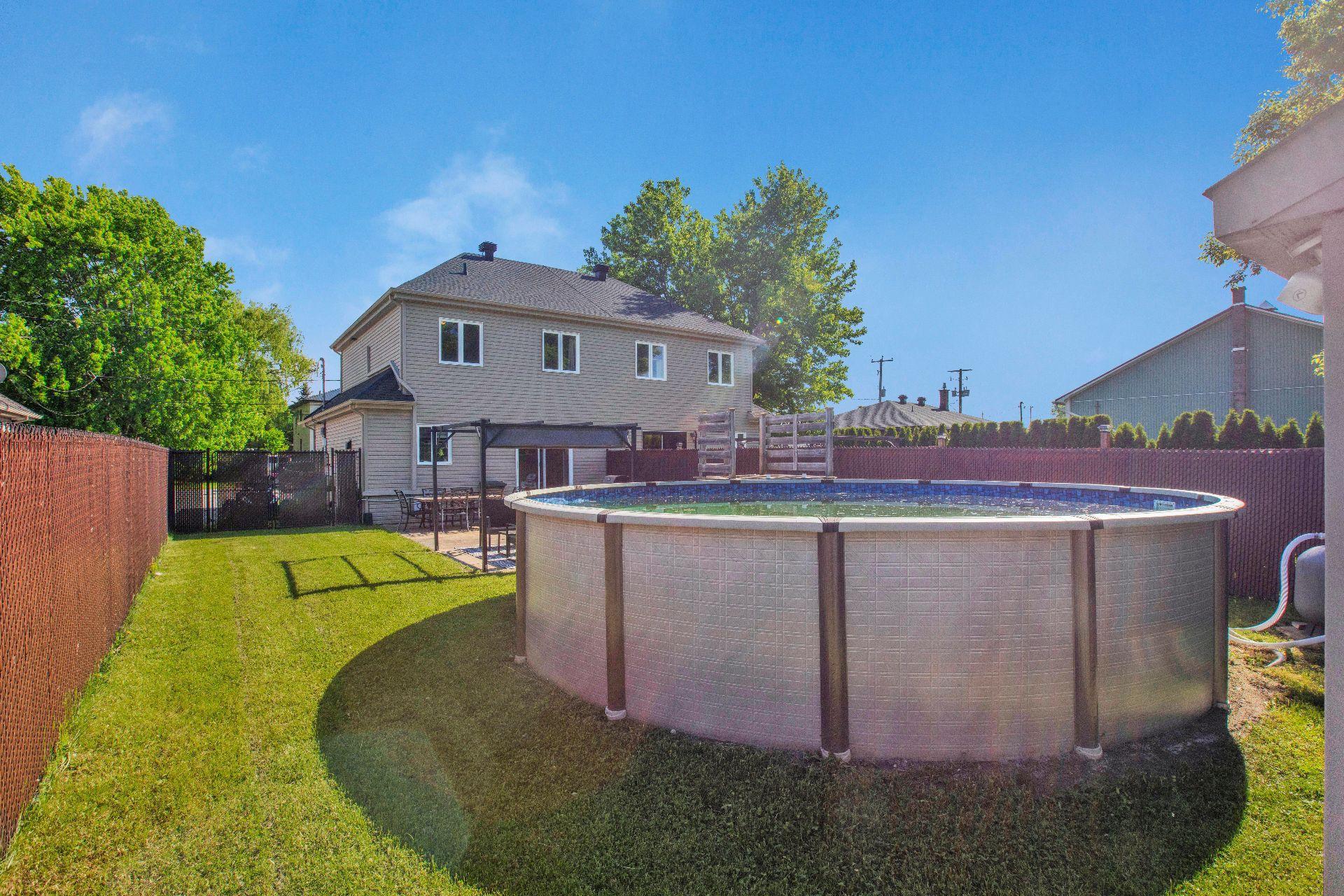 









96


Rue de l'Aqueduc

,
Napierville,




QC
J0J1L0

