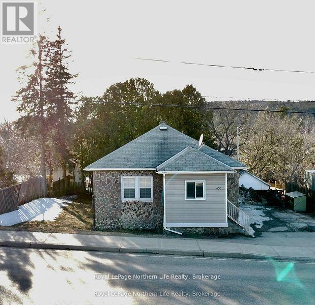












450 MCCONNELL ST STREET

,
Mattawa,




Ontario
P0H1V0

