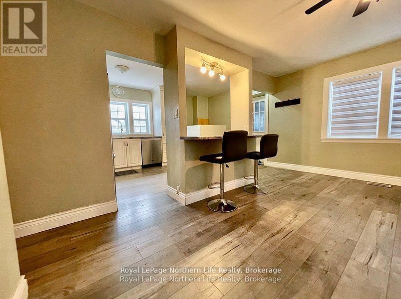 












450 MCCONNELL ST STREET

,
Mattawa,




Ontario
P0H1V0

