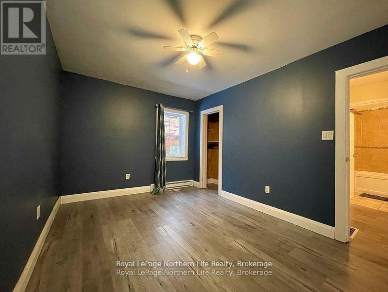 












450 MCCONNELL ST STREET

,
Mattawa,




Ontario
P0H1V0

