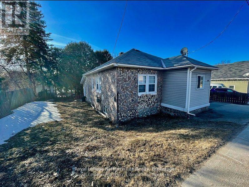 












450 MCCONNELL ST STREET

,
Mattawa,




Ontario
P0H1V0

