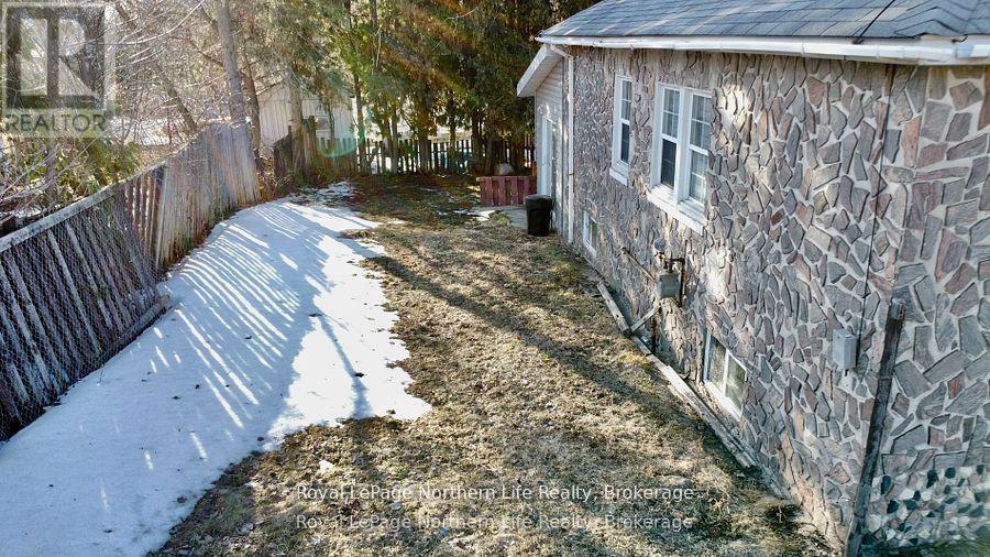 












450 MCCONNELL ST STREET

,
Mattawa,




Ontario
P0H1V0

