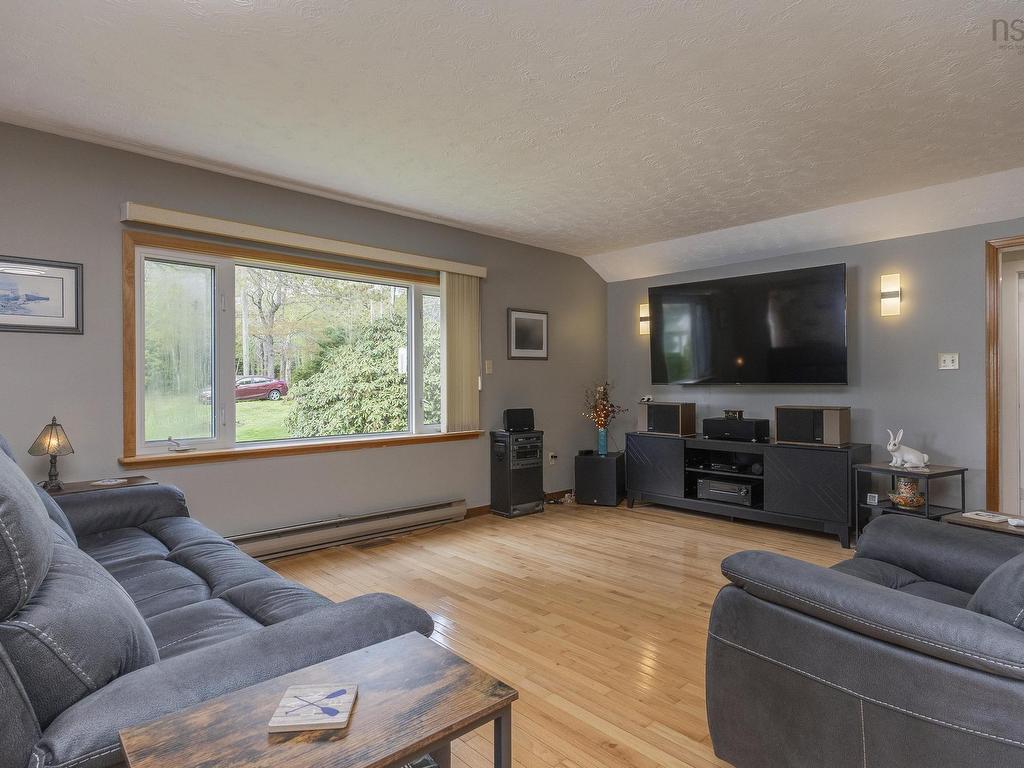 












519 Adams Road

,
New Albany,




NS
B0S 1P0

