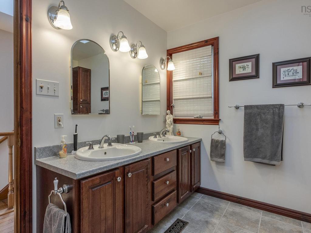 












519 Adams Road

,
New Albany,




NS
B0S 1P0

