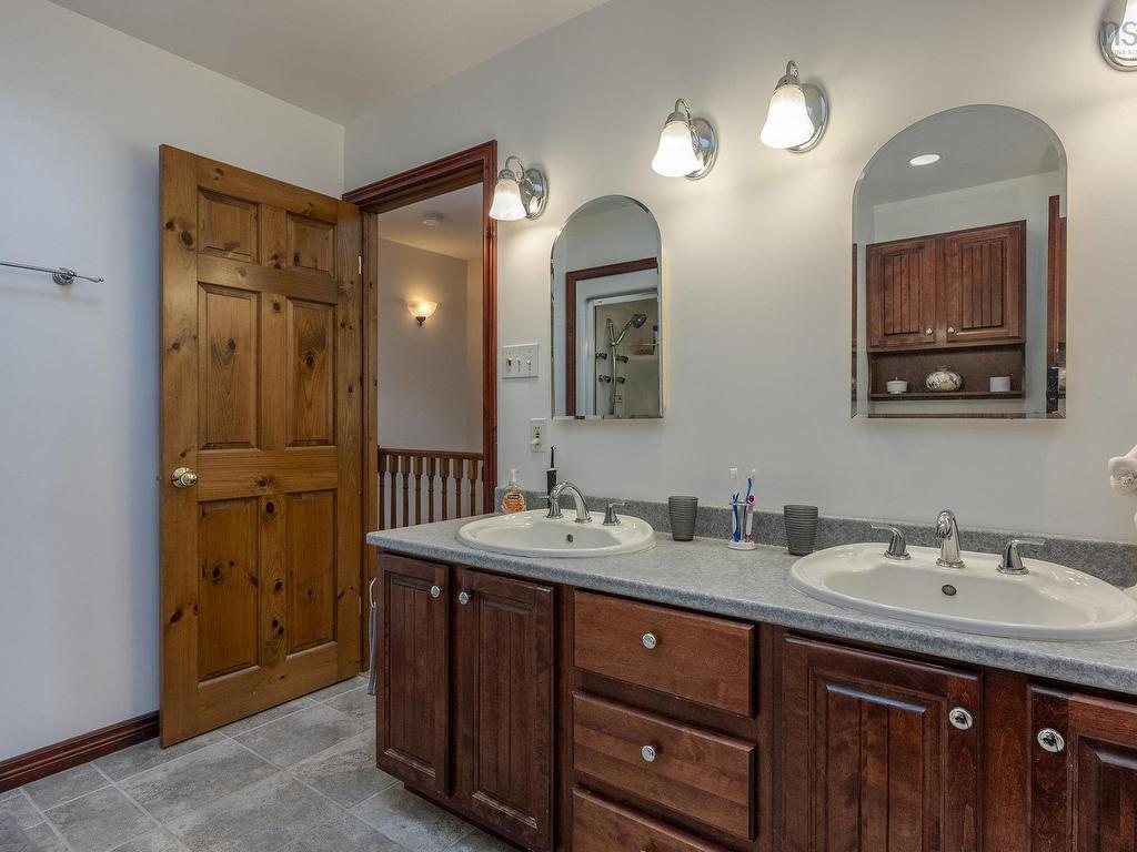 












519 Adams Road

,
New Albany,




NS
B0S 1P0


