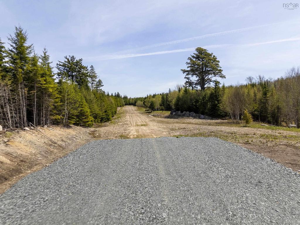












2-B 91 Old Halifax Road

,
Glen Haven,







NS
B3Z 2W8

