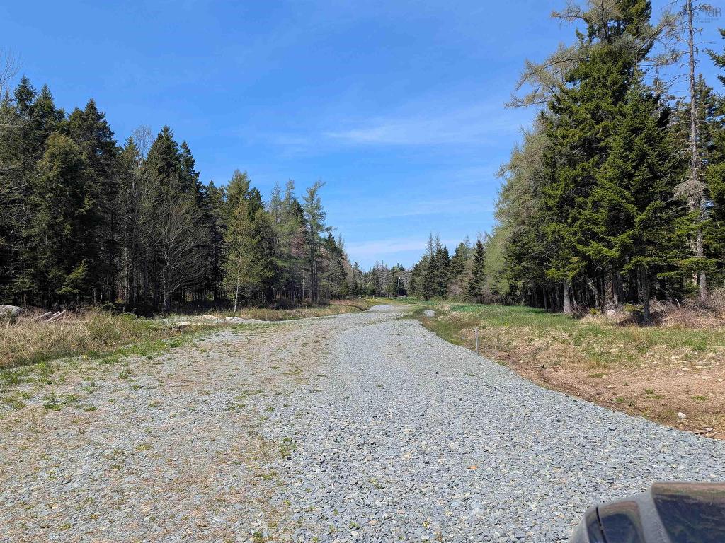 












2-B 91 Old Halifax Road

,
Glen Haven,







NS
B3Z 2W8

