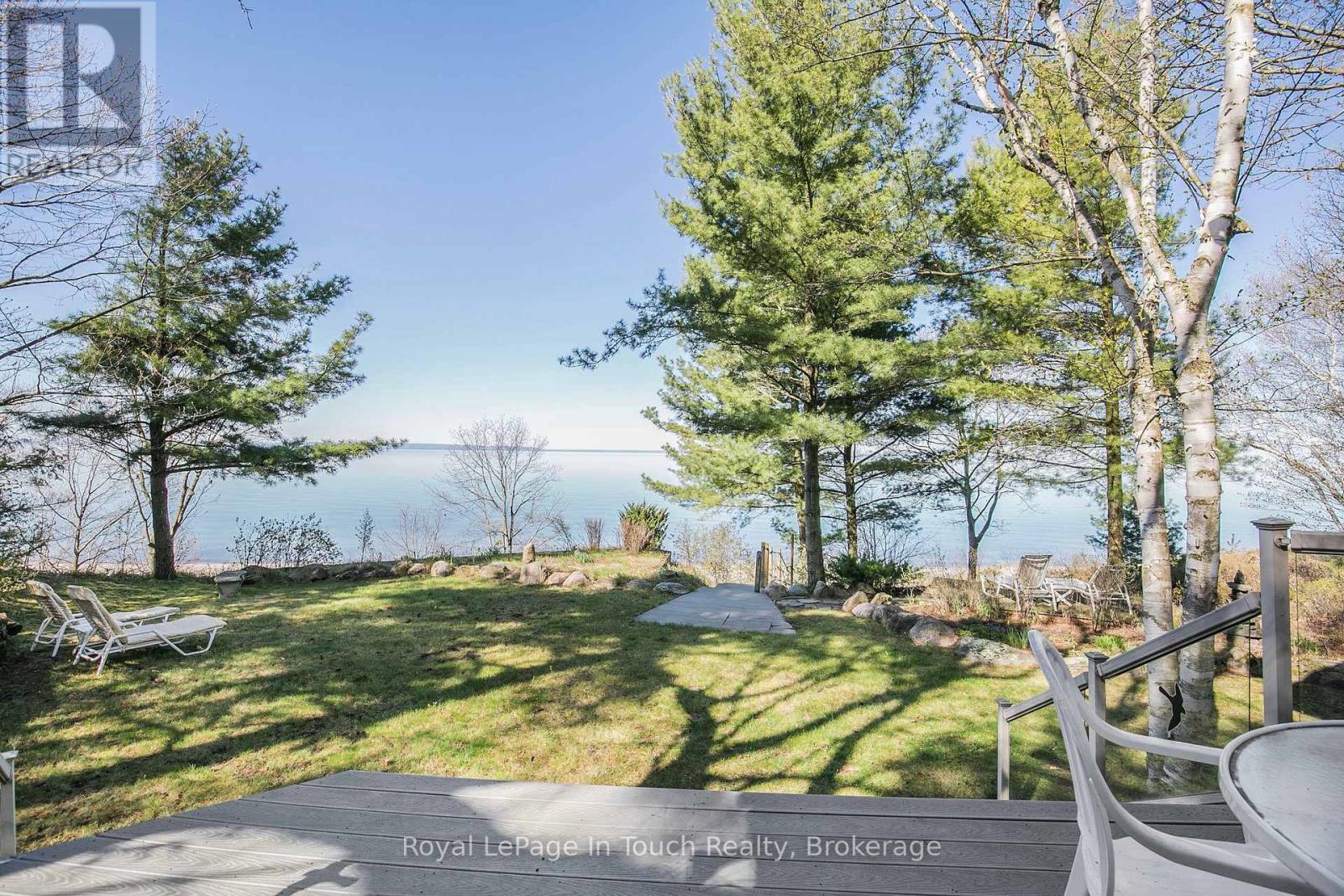 












731 CONCESSION 15 ROAD W

,
Tiny,




Ontario
L9M0H7

