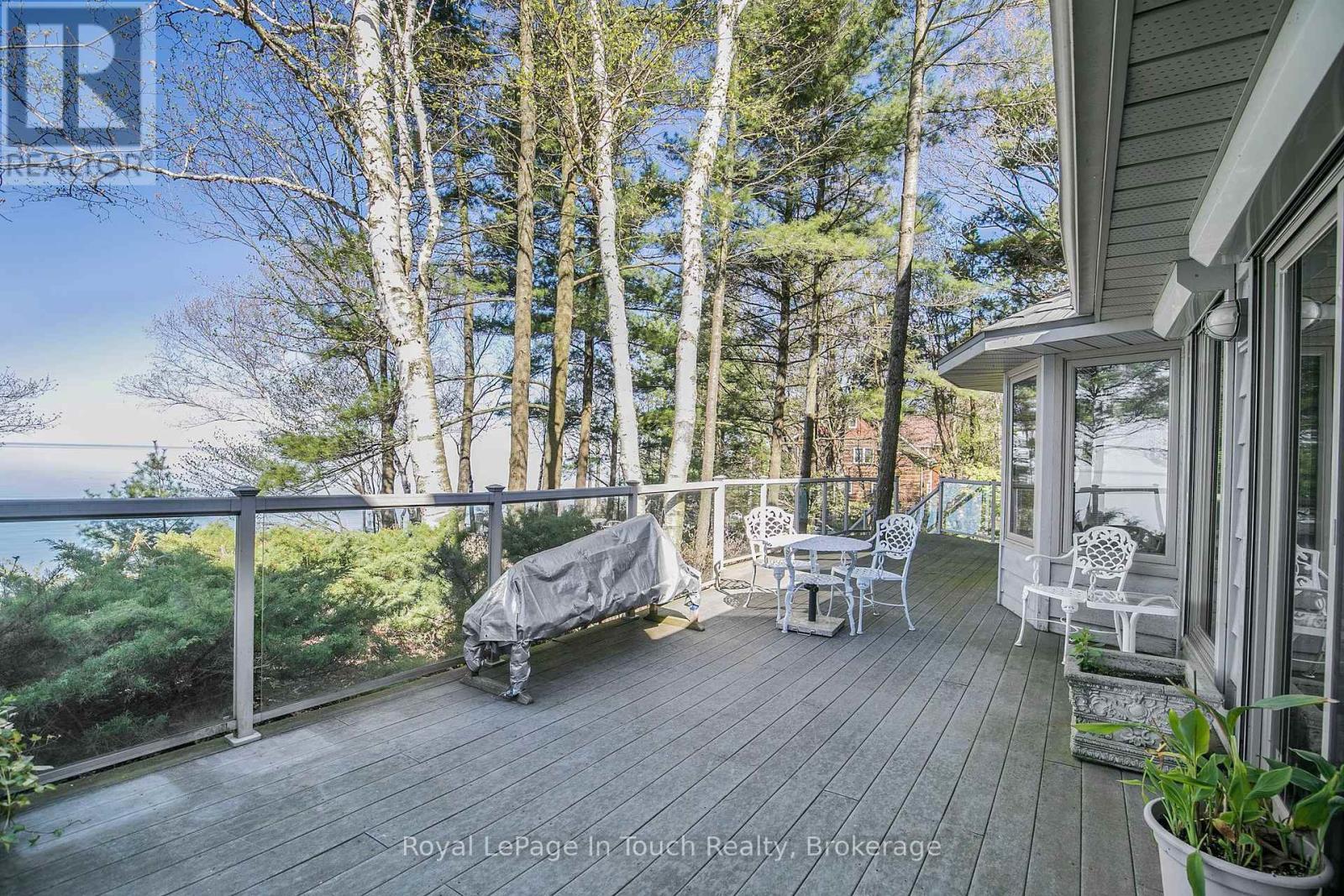 












731 CONCESSION 15 ROAD W

,
Tiny,




Ontario
L9M0H7

