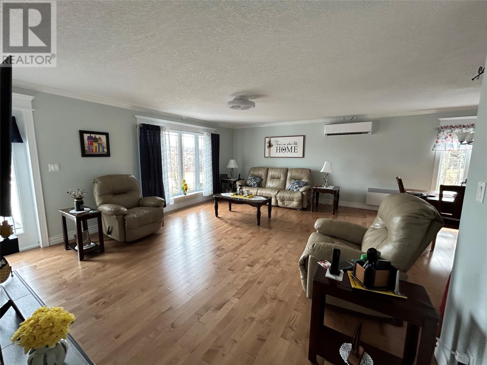 












480 Main Road RT 406 Route

,
Searston,




Newfoundland & Labrador
A0N1J0

