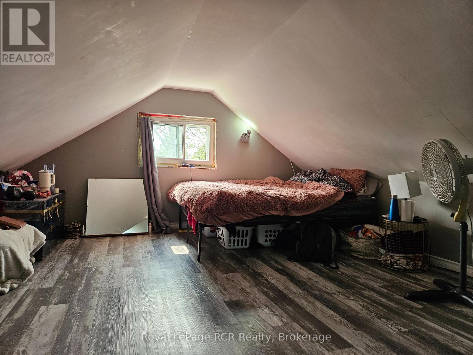












136228 GREY ROAD 40 ROAD

,
Chatsworth,




Ontario
N0H1K0

