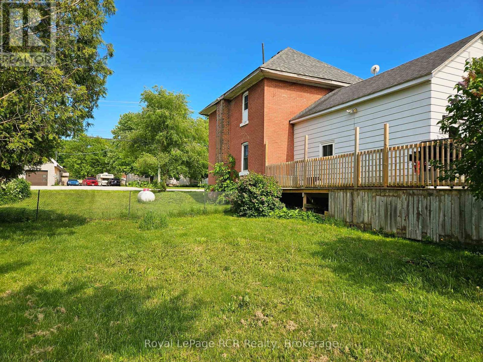 












136228 GREY ROAD 40 ROAD

,
Chatsworth,




Ontario
N0H1K0

