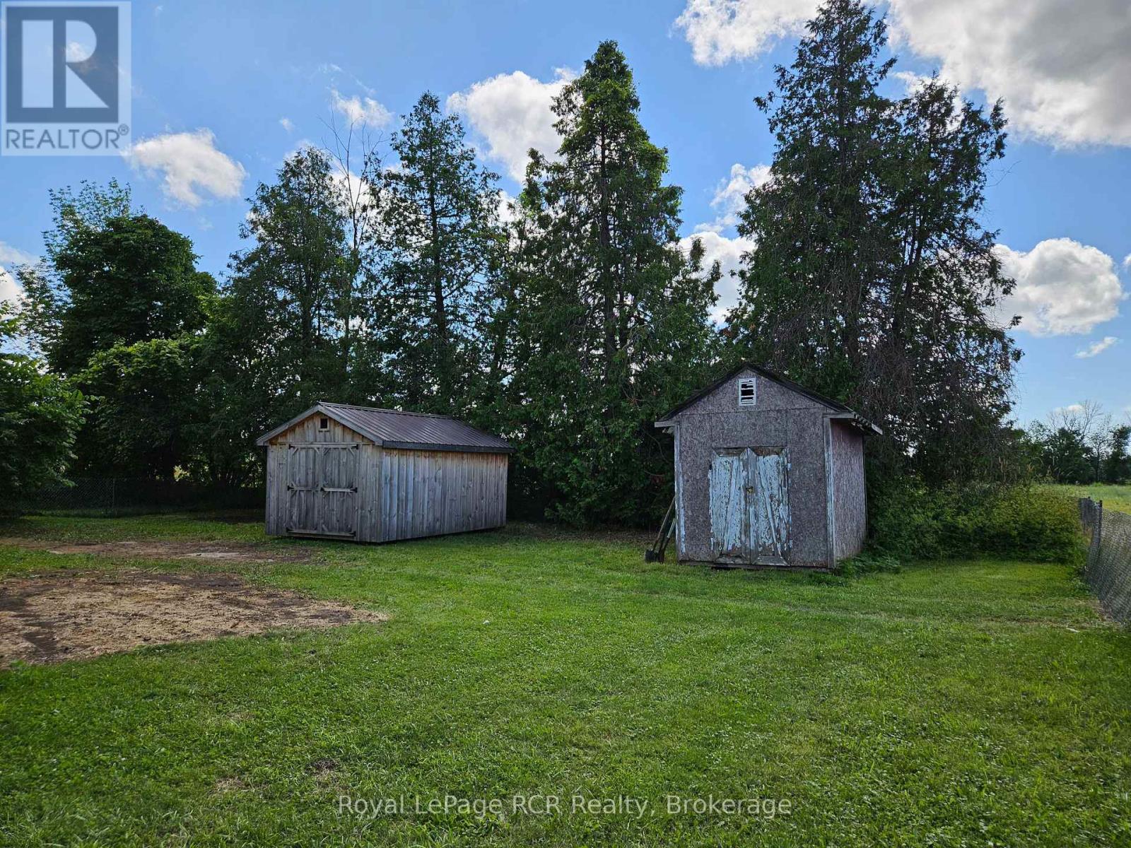 












136228 GREY ROAD 40 ROAD

,
Chatsworth,




Ontario
N0H1K0

