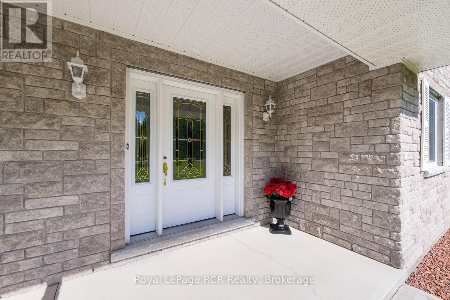 












280 SOMERS STREET

,
Georgian Bluffs,




Ontario
N4K6V5

