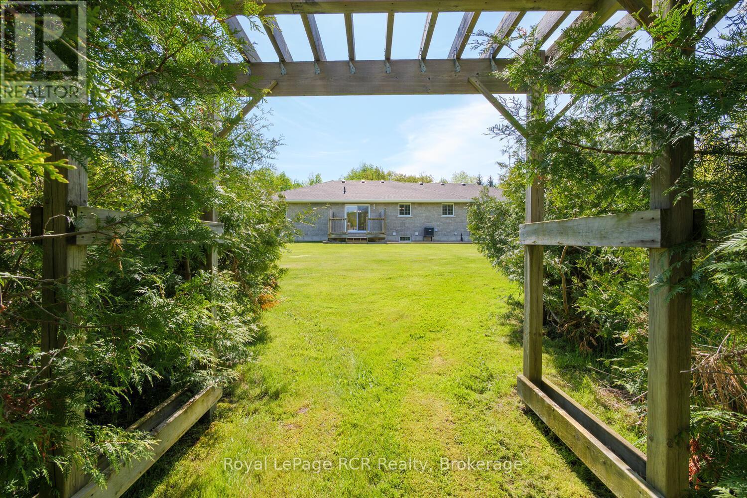 












280 SOMERS STREET

,
Georgian Bluffs,




Ontario
N4K6V5

