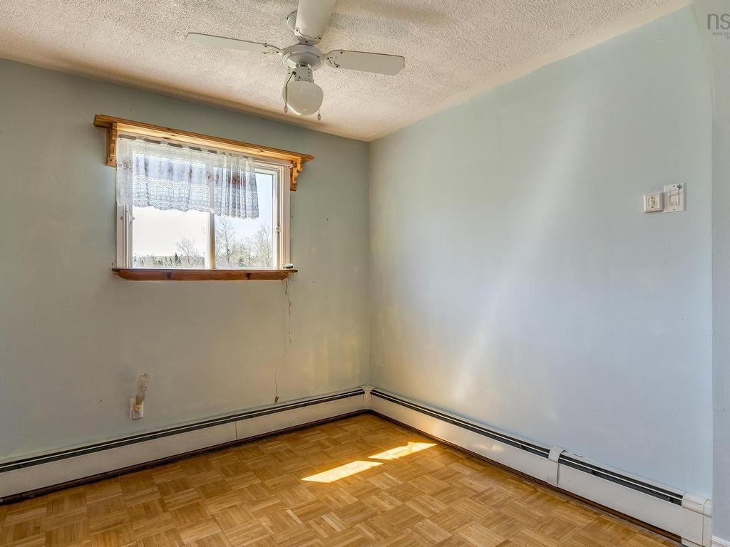 












43 South Point Road

,
Portuguese Cove,




NS
B3V 1K3

