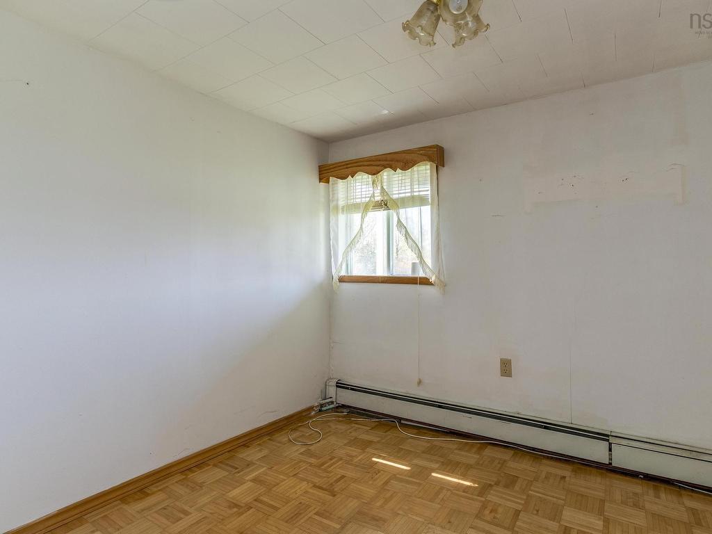 












43 South Point Road

,
Portuguese Cove,




NS
B3V 1K3

