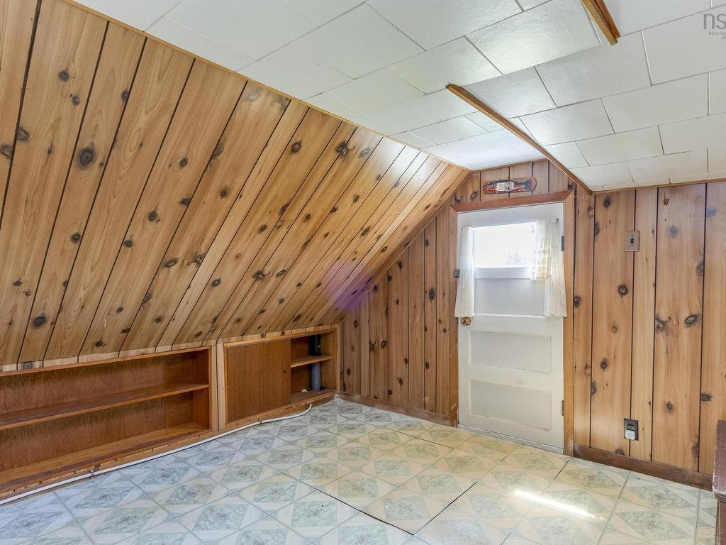 












43 South Point Road

,
Portuguese Cove,




NS
B3V 1K3

