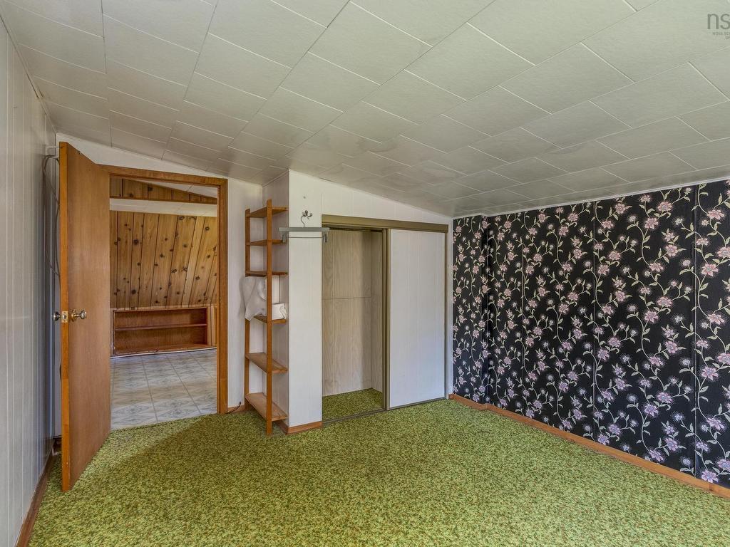 












43 South Point Road

,
Portuguese Cove,




NS
B3V 1K3

