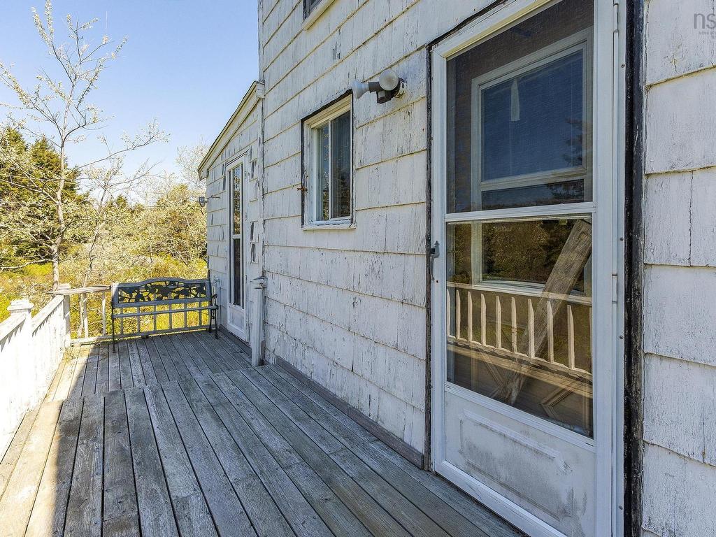 












43 South Point Road

,
Portuguese Cove,




NS
B3V 1K3

