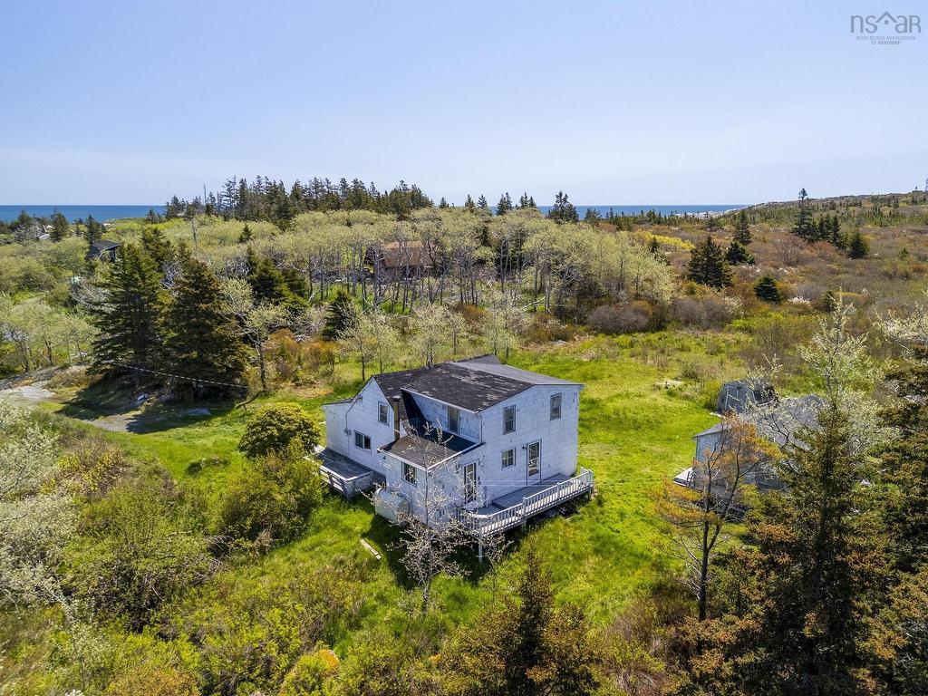 












43 South Point Road

,
Portuguese Cove,




NS
B3V 1K3


