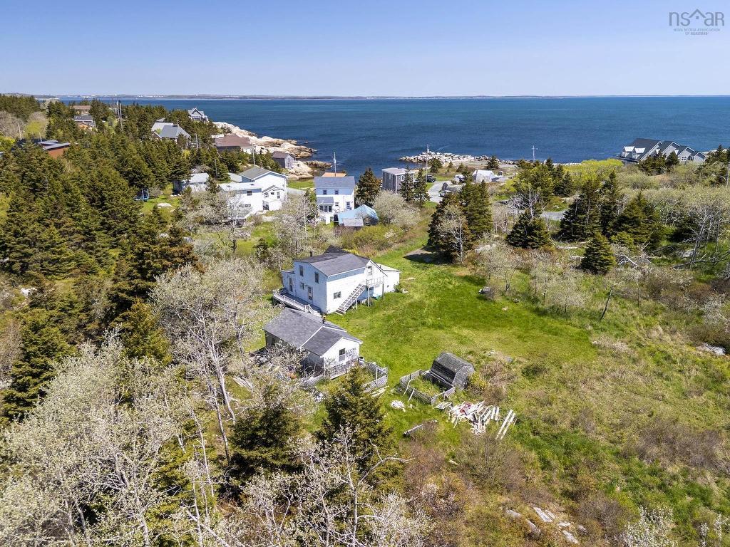 












43 South Point Road

,
Portuguese Cove,




NS
B3V 1K3

