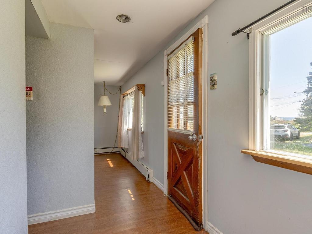 












43 South Point Road

,
Portuguese Cove,




NS
B3V 1K3

