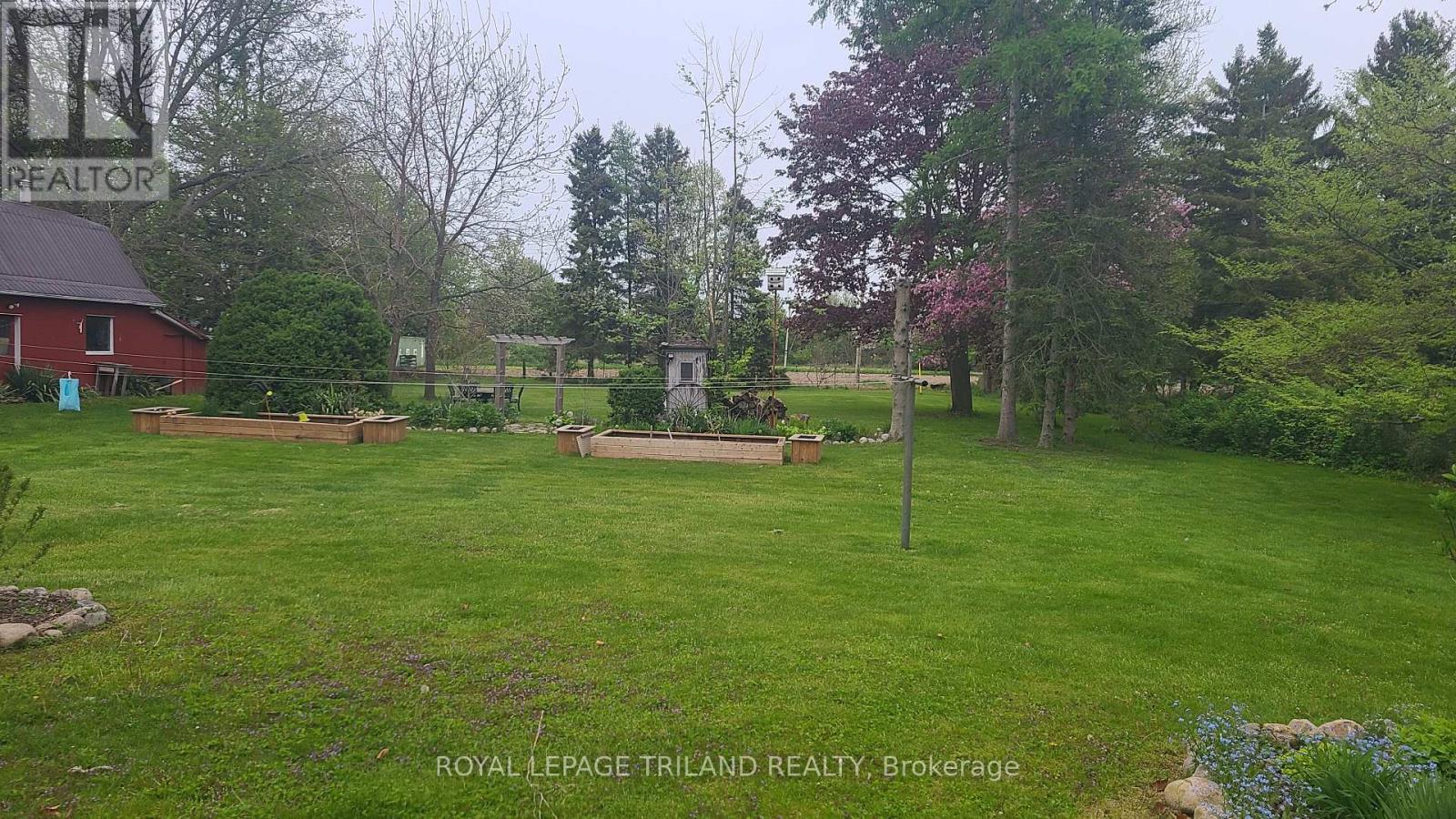 












9460 CURRIE ROAD

,
Dutton/Dunwich (Wallacetown),




Ontario
N0L2M0

