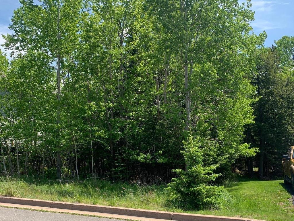 












10 Brighton Way

,
Truro,







NS
B2N 0E2

