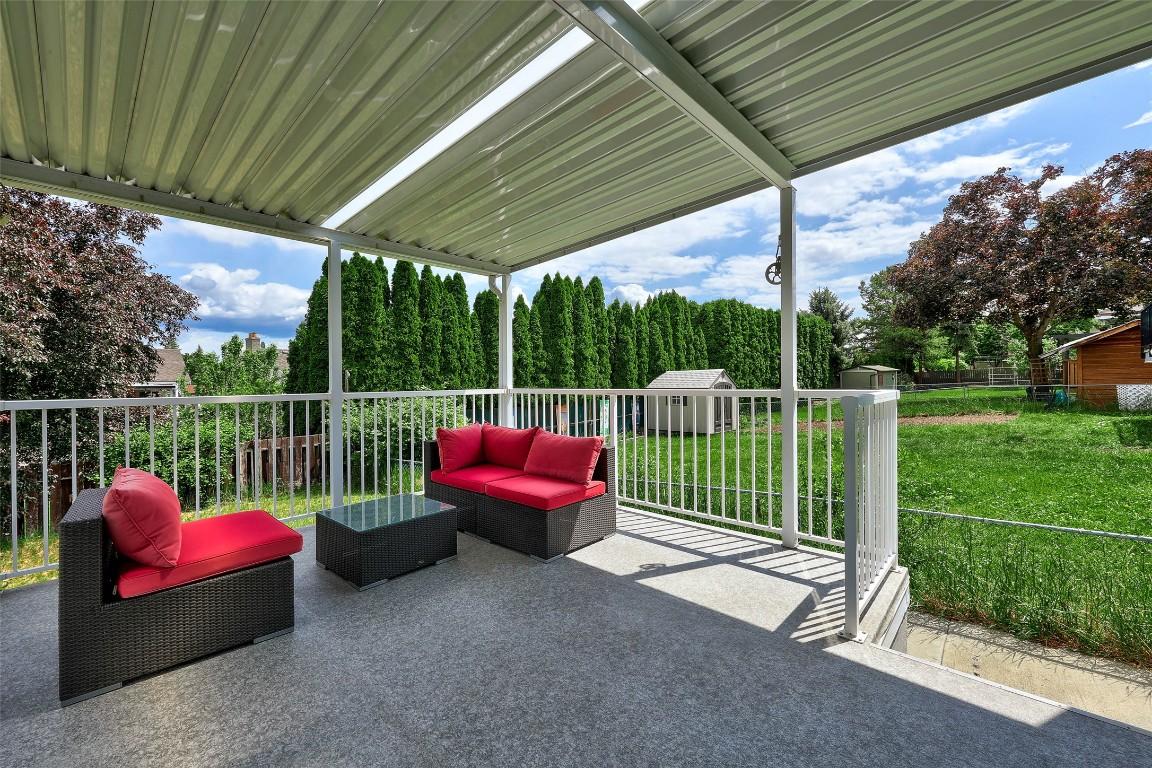 









755


ROBSON

Drive,
Kamloops,




BC
V2E 2G7

