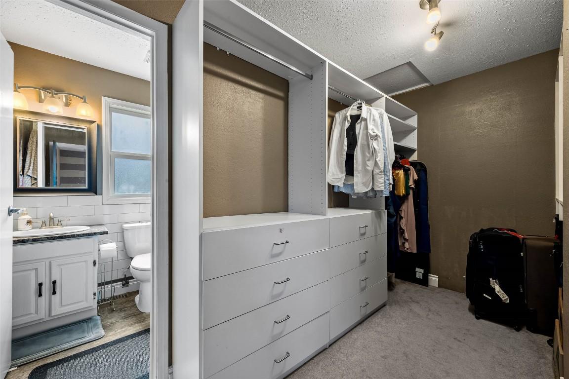 









755


ROBSON

Drive,
Kamloops,




BC
V2E 2G7

