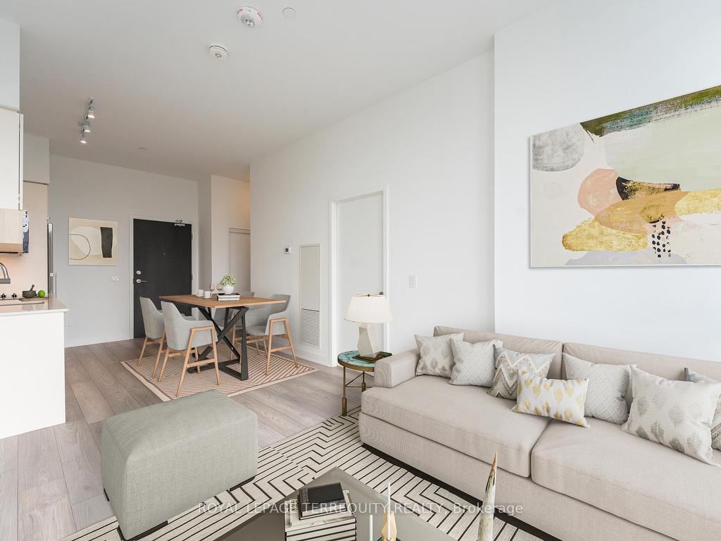 









3005


Pine Glen

Road, PH 802,
Oakville,




ON
L6M 4J3

