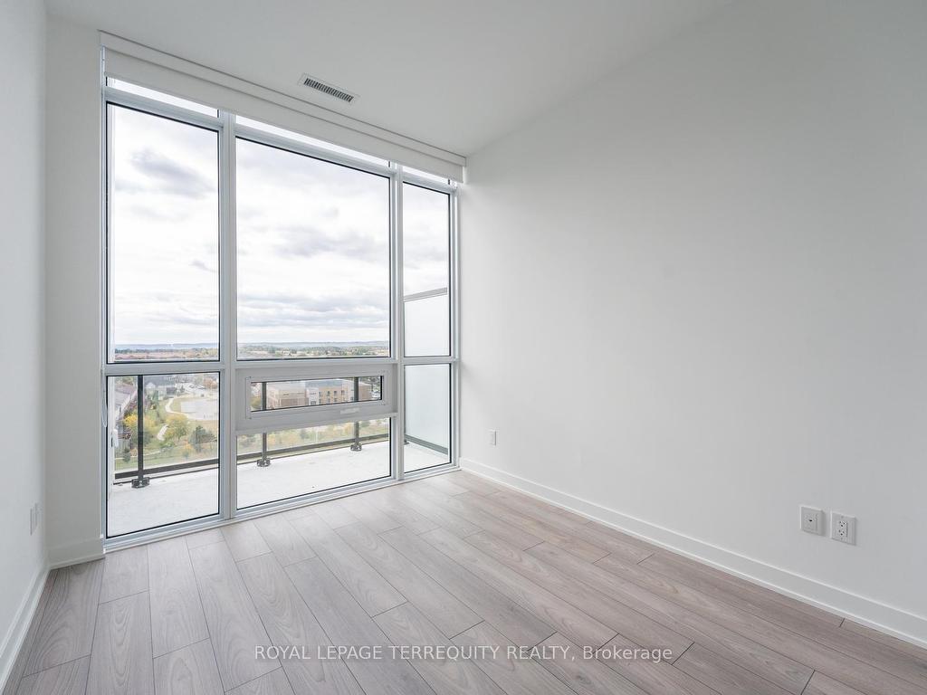 









3005


Pine Glen

Road, PH 802,
Oakville,




ON
L6M 4J3

