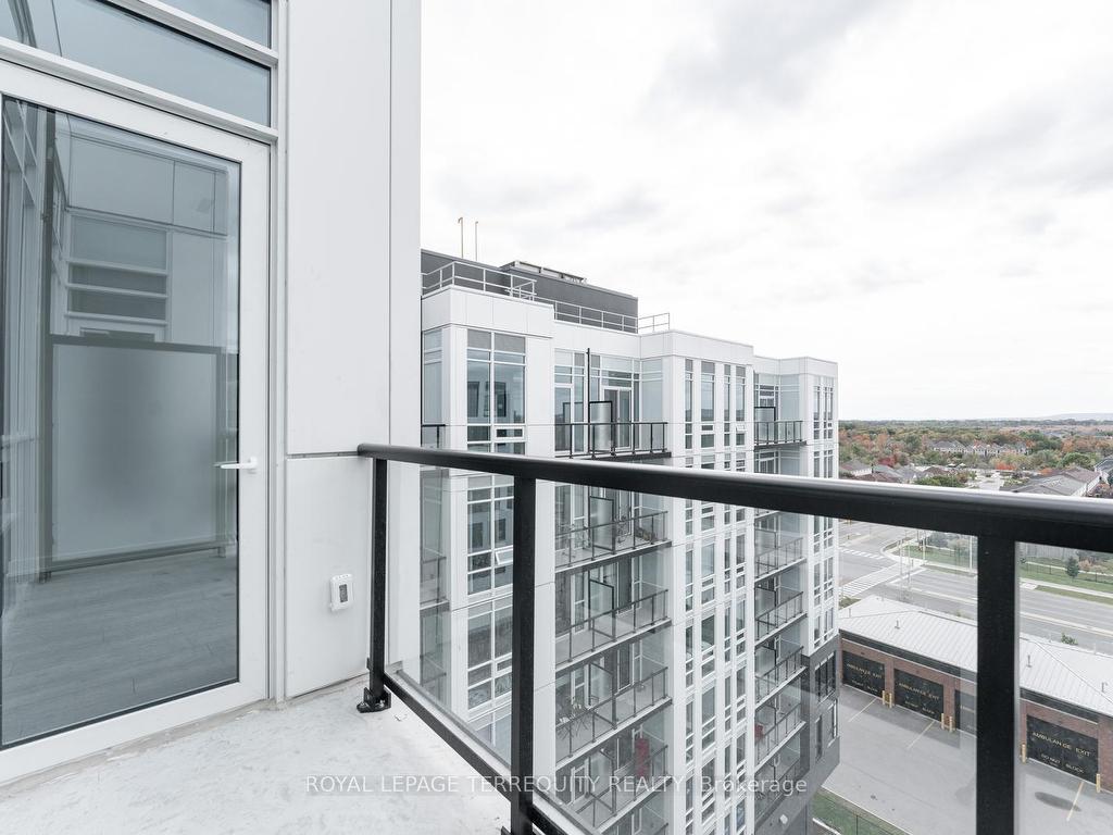 









3005


Pine Glen

Road, PH 802,
Oakville,




ON
L6M 4J3

