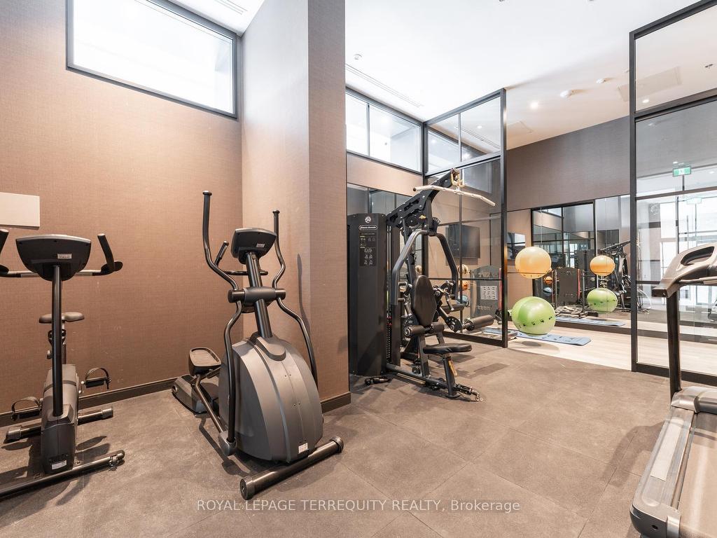 









3005


Pine Glen

Road, PH 802,
Oakville,




ON
L6M 4J3

