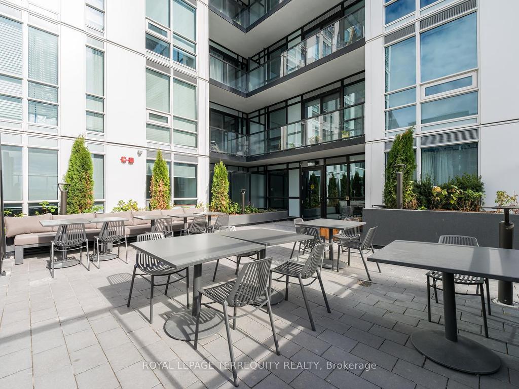 









3005


Pine Glen

Road, PH 802,
Oakville,




ON
L6M 4J3

