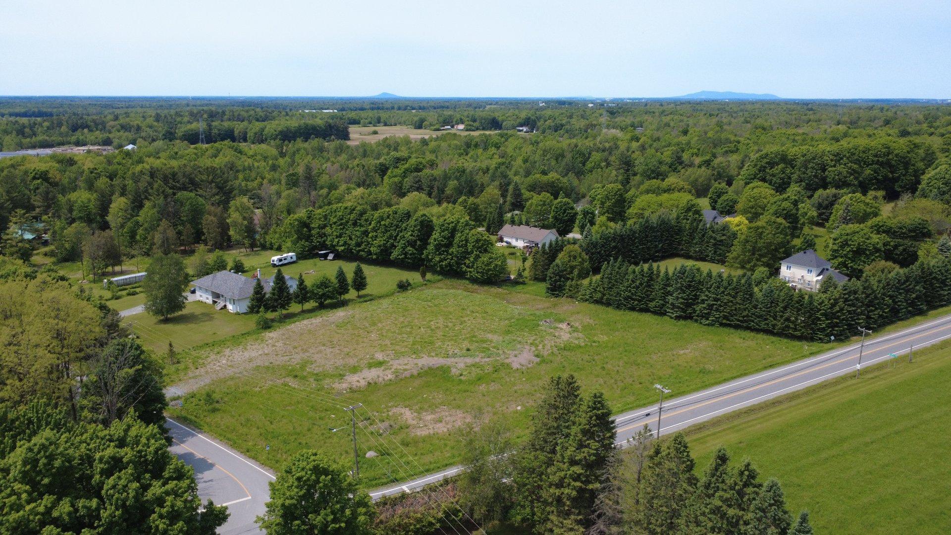 












Rue Maple Dale

,
East Farnham,







QC
J2K4M6

