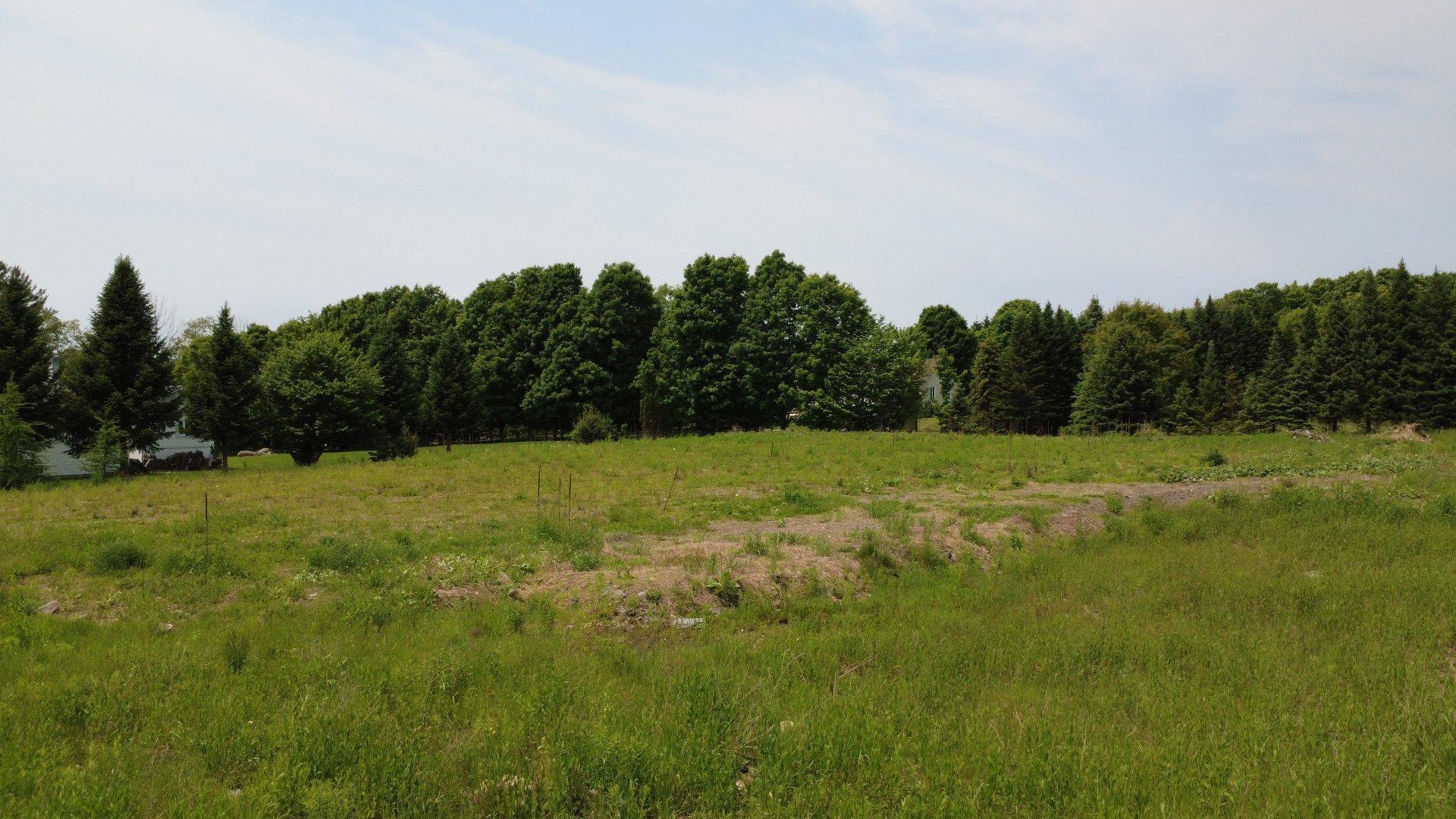 












Rue Maple Dale

,
East Farnham,







QC
J2K4M6

