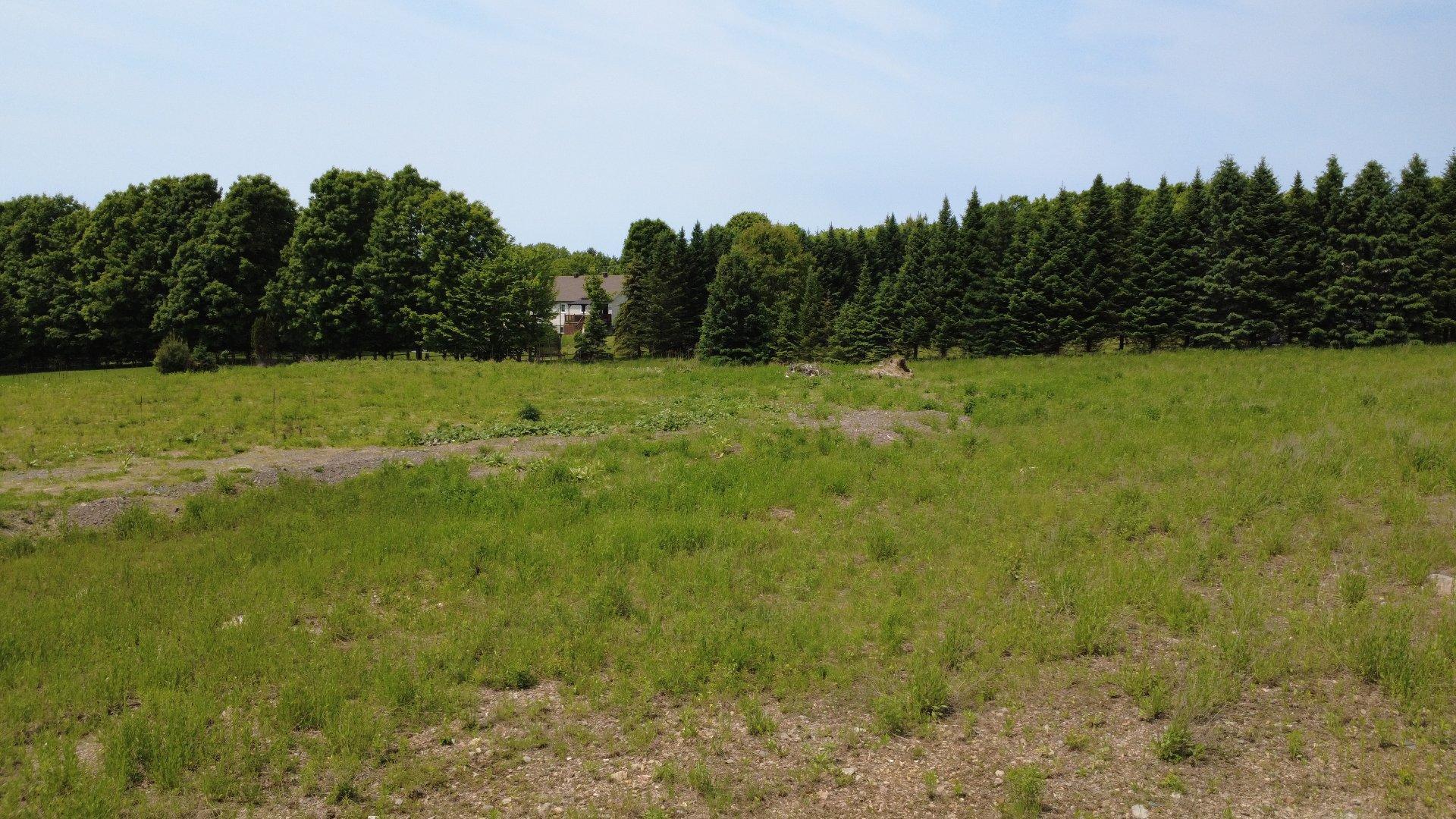 












Rue Maple Dale

,
East Farnham,







QC
J2K4M6

