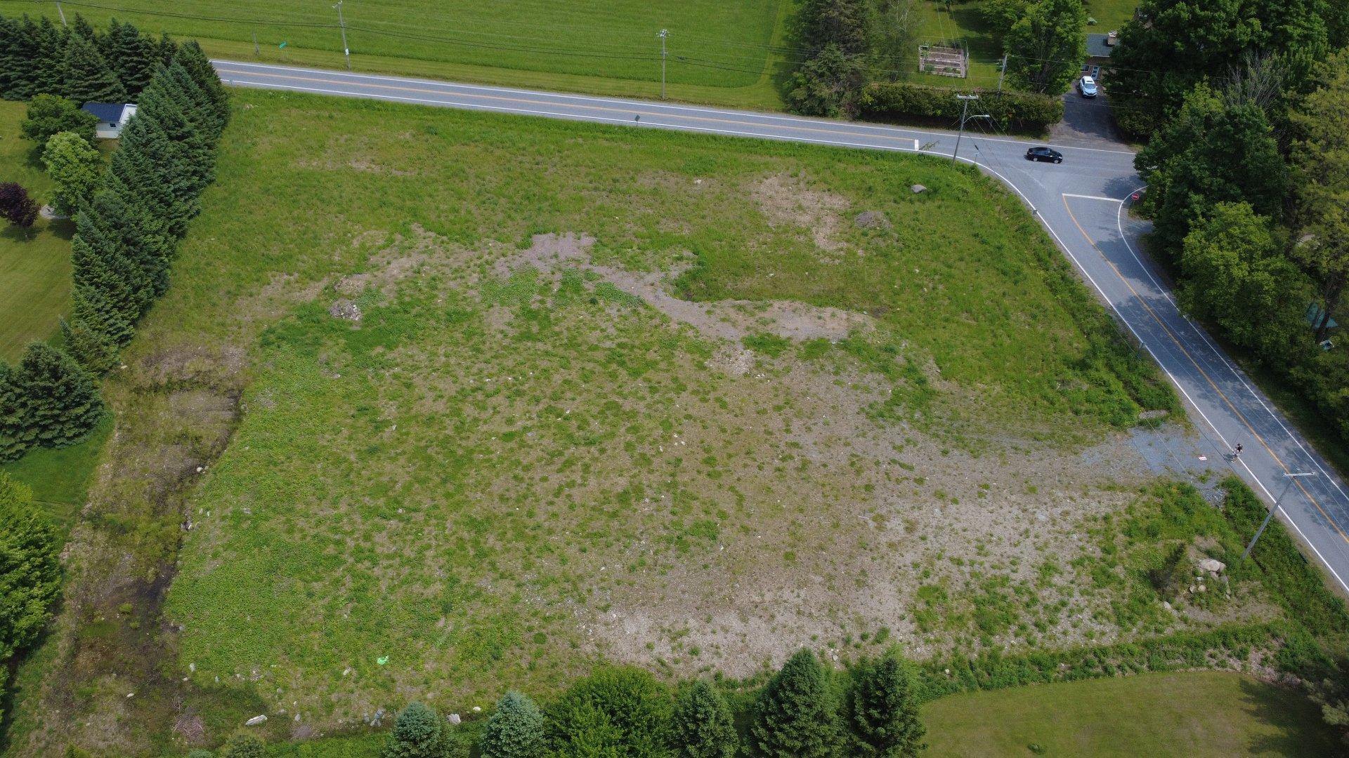 












Rue Maple Dale

,
East Farnham,







QC
J2K4M6

