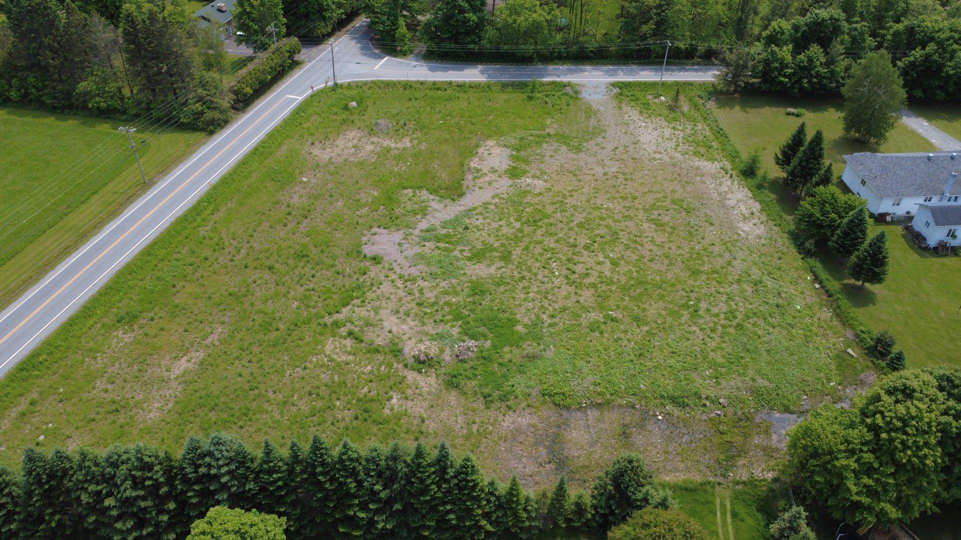 












Rue Maple Dale

,
East Farnham,







QC
J2K4M6

