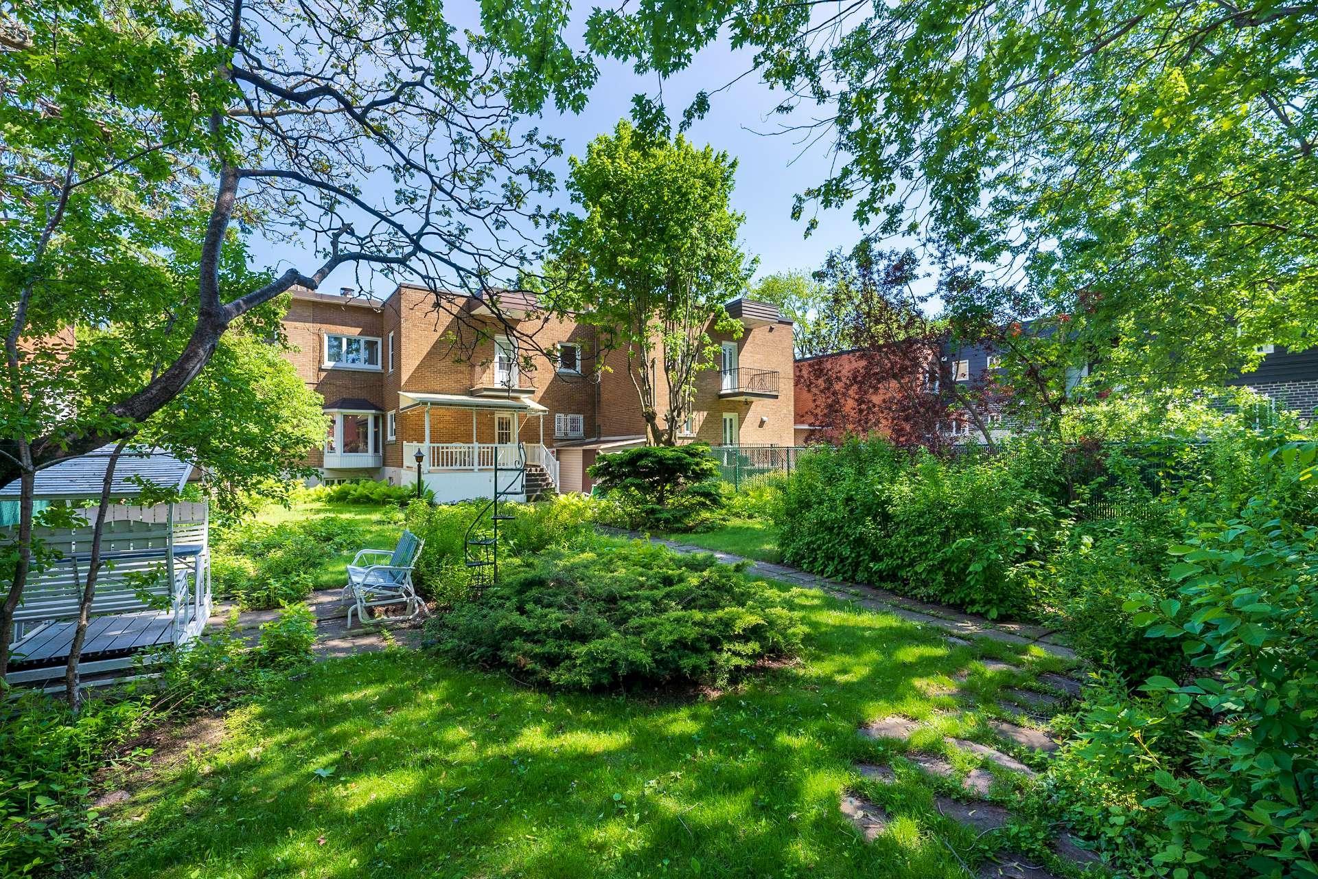 









3855


Boul. Édouard-Montpetit

,
Montréal (Côte-des-Neiges/Notre-Dame-de-Grâce),




QC
H3T1L1

