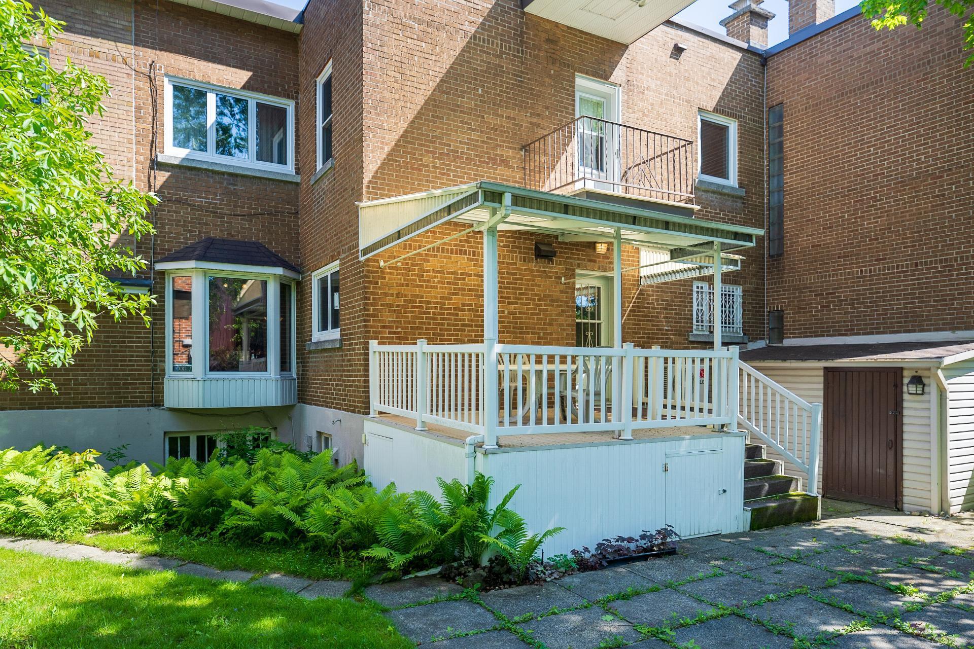 









3855


Boul. Édouard-Montpetit

,
Montréal (Côte-des-Neiges/Notre-Dame-de-Grâce),




QC
H3T1L1

