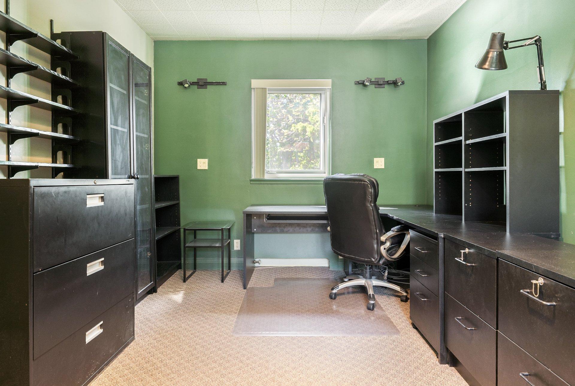 









3855


Boul. Édouard-Montpetit

,
Montréal (Côte-des-Neiges/Notre-Dame-de-Grâce),




QC
H3T1L1

