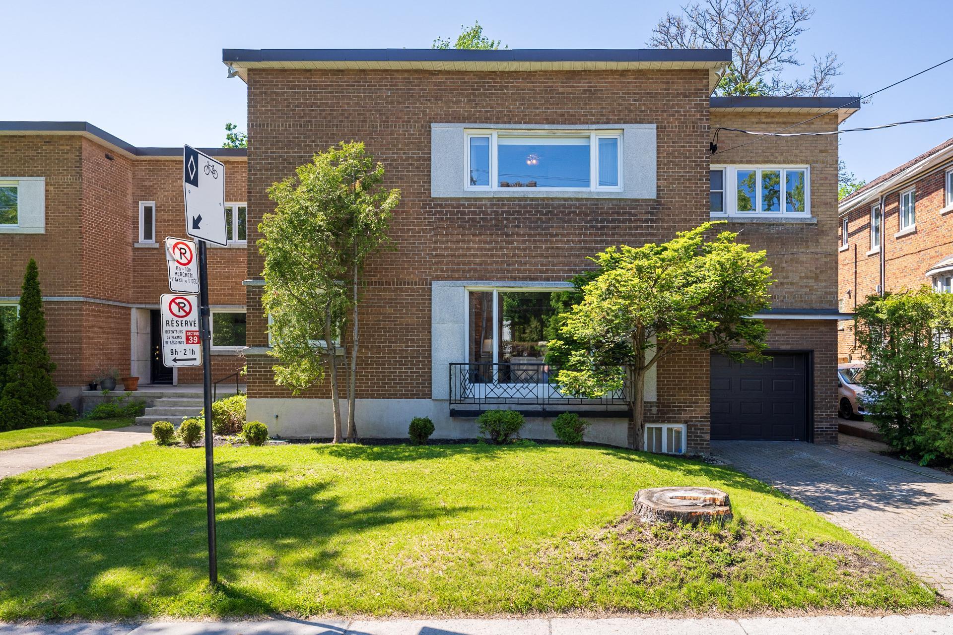 









3855


Boul. Édouard-Montpetit

,
Montréal (Côte-des-Neiges/Notre-Dame-de-Grâce),




QC
H3T1L1

