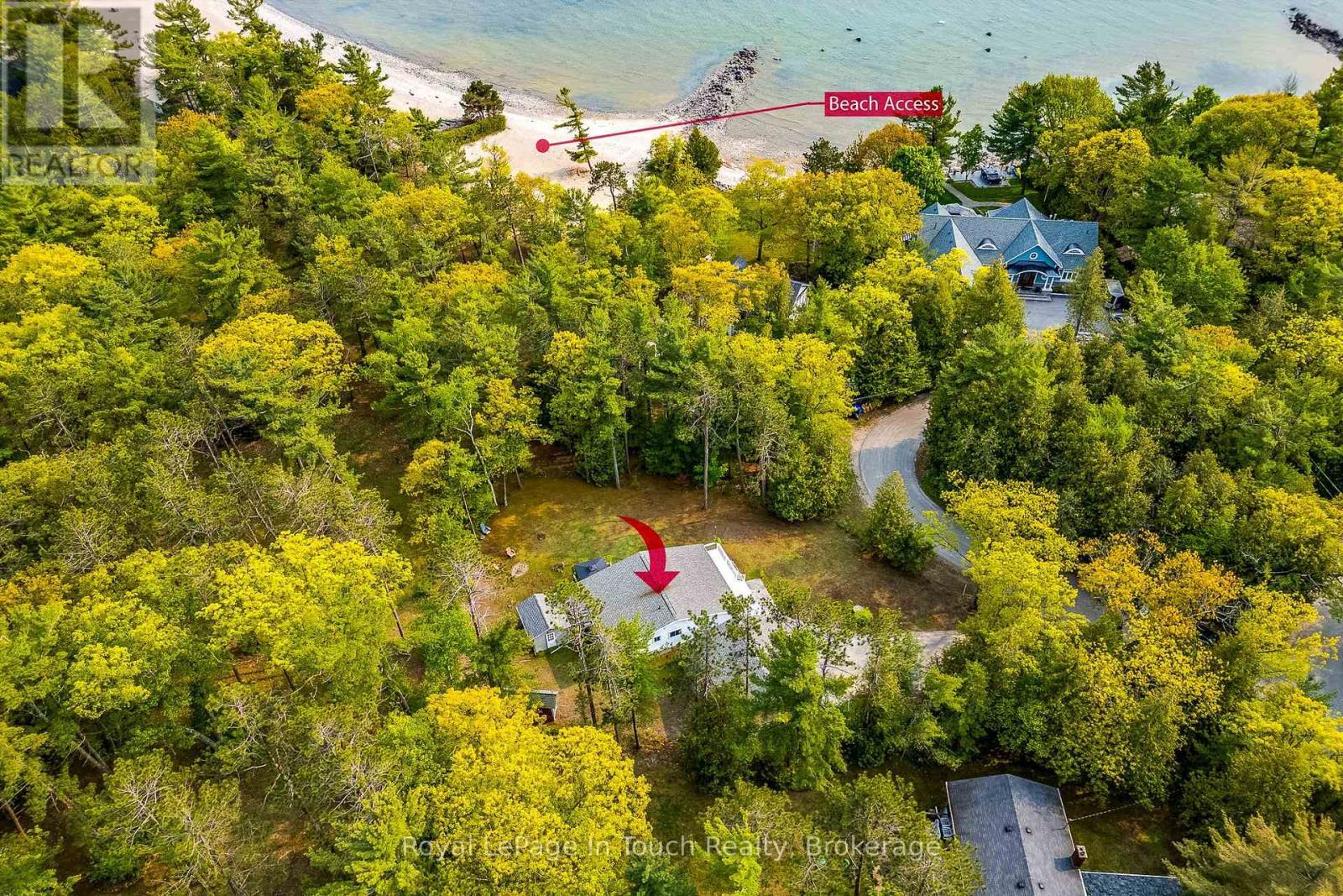 












21 MOONLIGHT COURT

,
Tiny,




Ontario
L9M0H2

