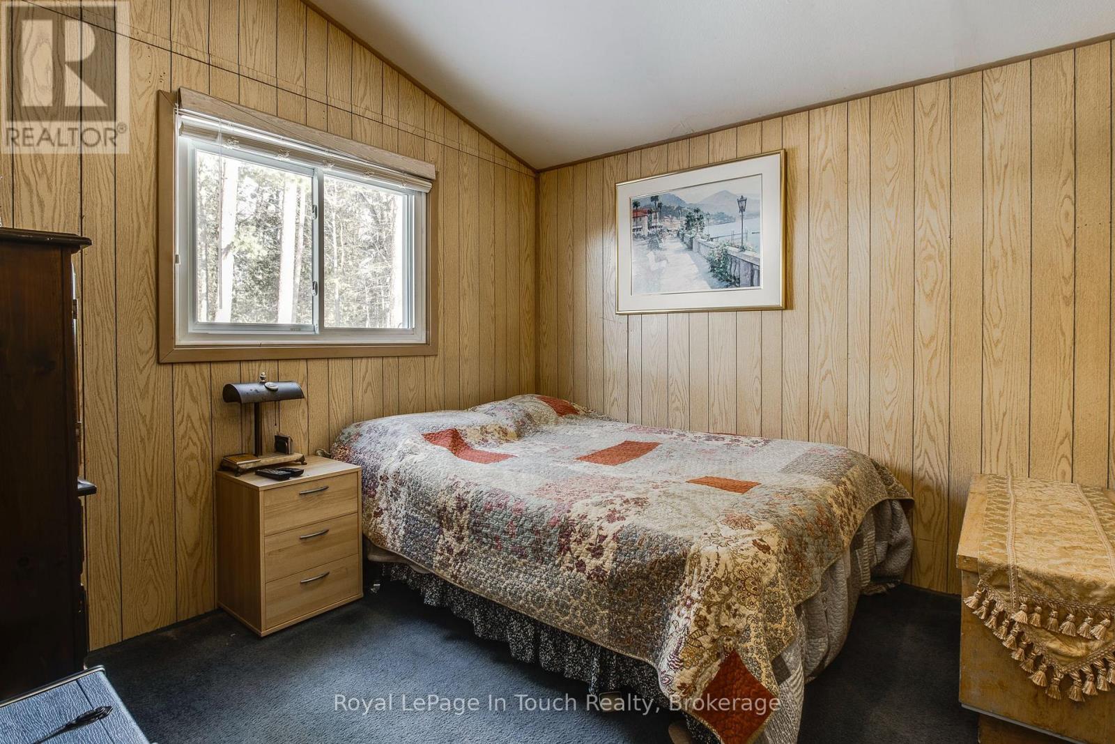












21 MOONLIGHT COURT

,
Tiny,




Ontario
L9M0H2

