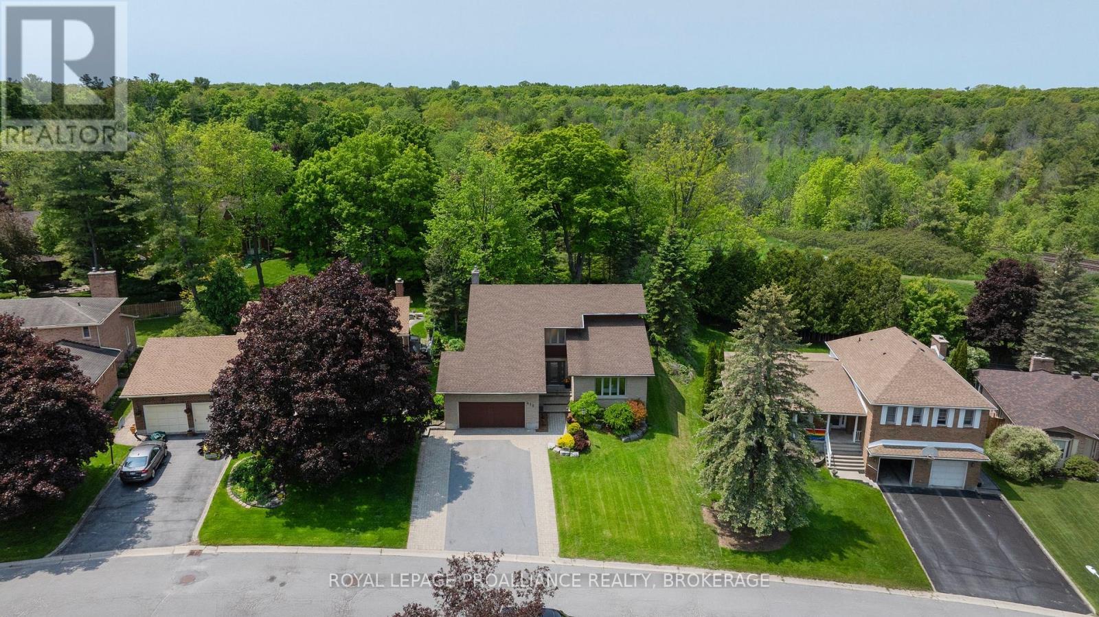 












612 RANKIN CRESCENT

,
Kingston (South of Taylor-Kidd Blvd),




Ontario
K7M7L4

